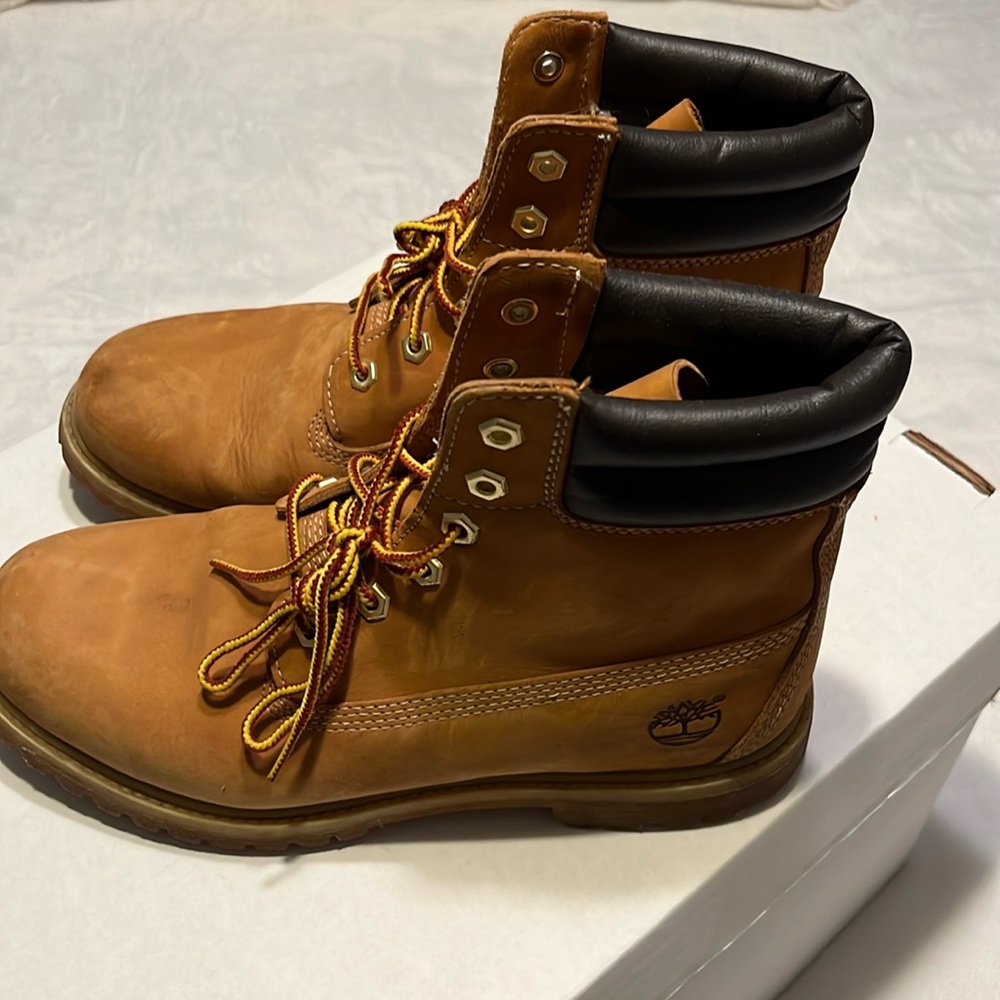 Timberland boots, 9.5